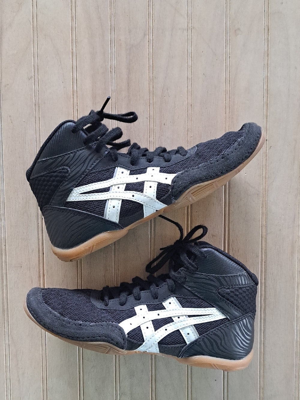 Asics Kids Black and White High-Top Wrestling Shoes